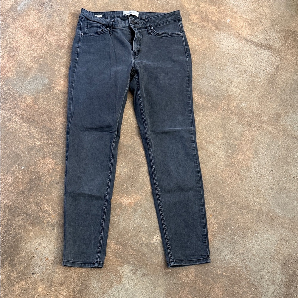 3 for $25 | Calvin Klein Black Skinny Jeans
